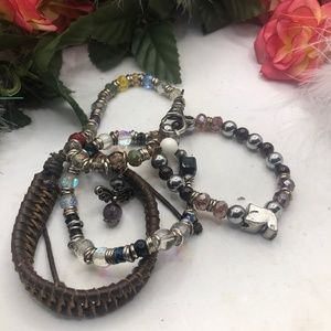 4.). 3 BEADED BRACELET, 1  LEATHER